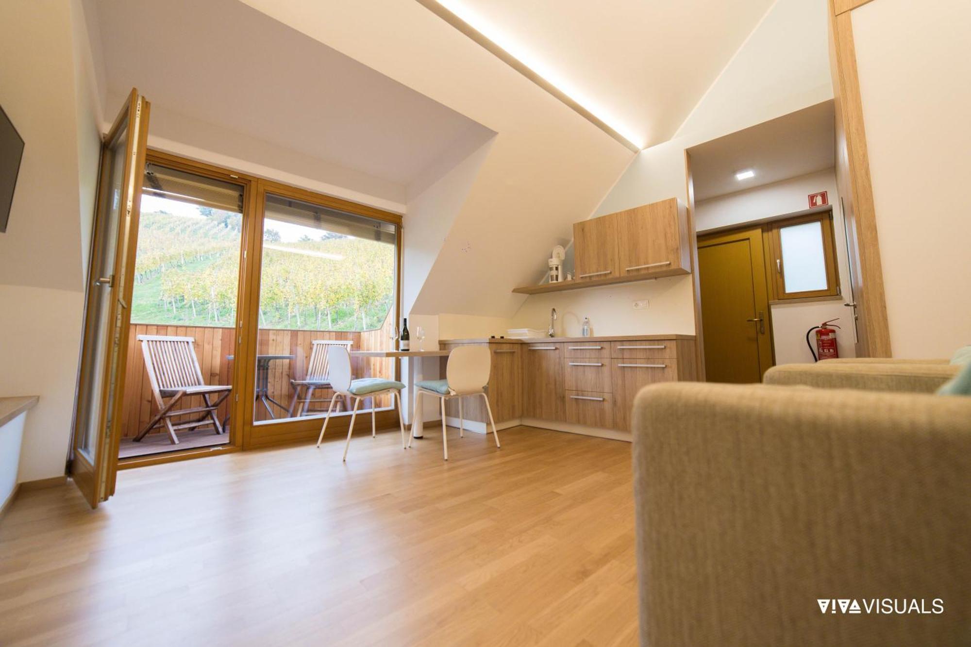 Vino Valdhuber Apartments Svecina Екстер'єр фото