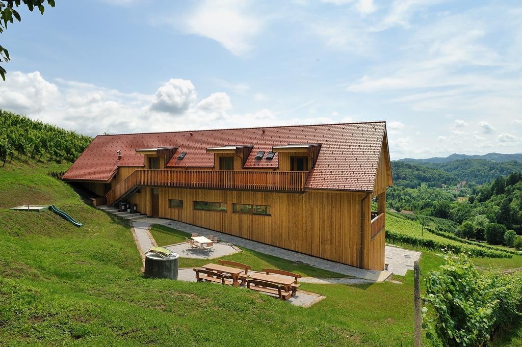 Vino Valdhuber Apartments Svecina Екстер'єр фото